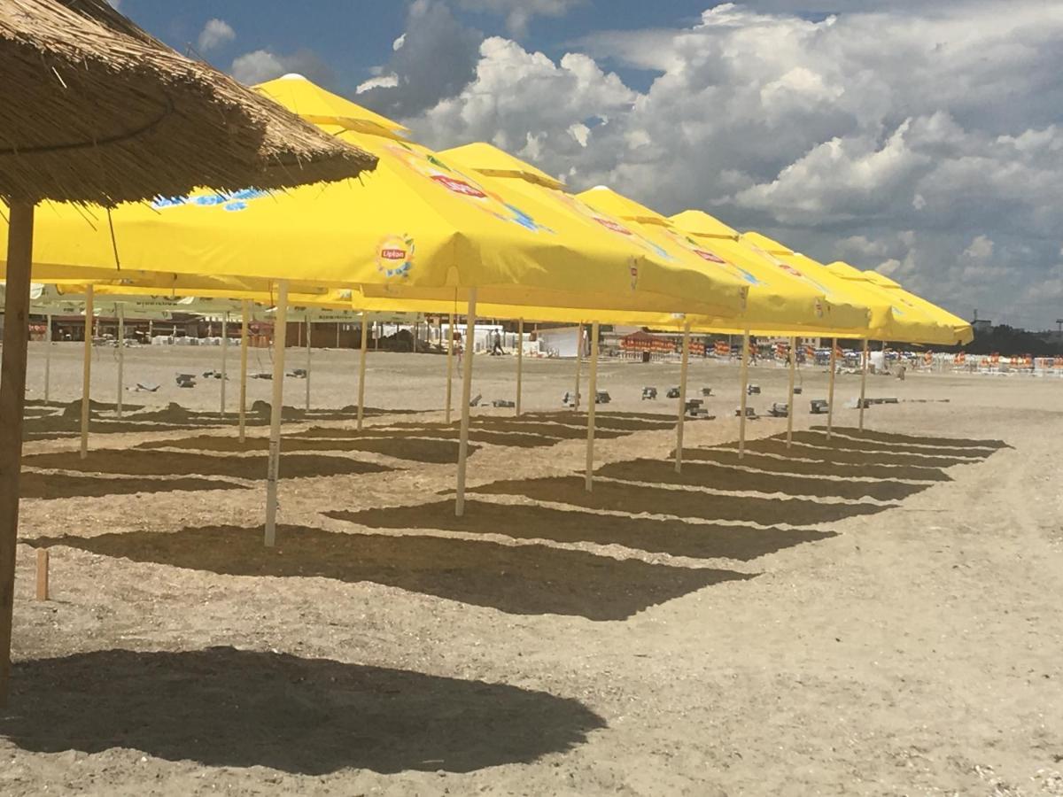 Seaside Piano Bar Apartament Leilighet Mamaia Eksteriør bilde